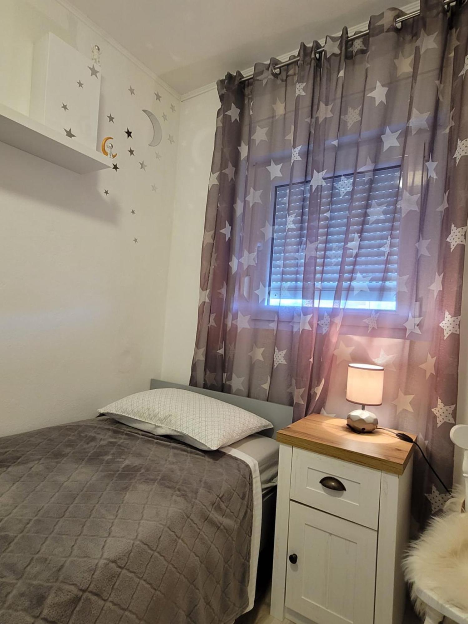 Apartments Lanterna Ražanac エクステリア 写真