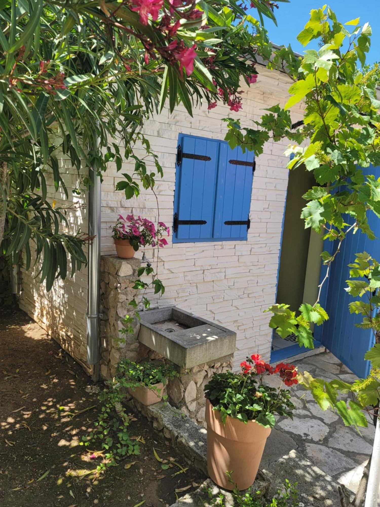 Apartments Lanterna Ražanac 部屋 写真